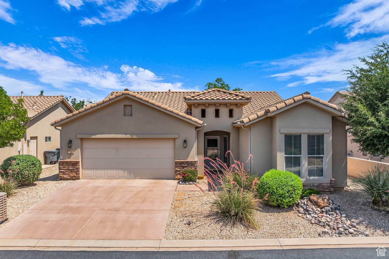 1384 Harvest Heights Dr - Photo 1