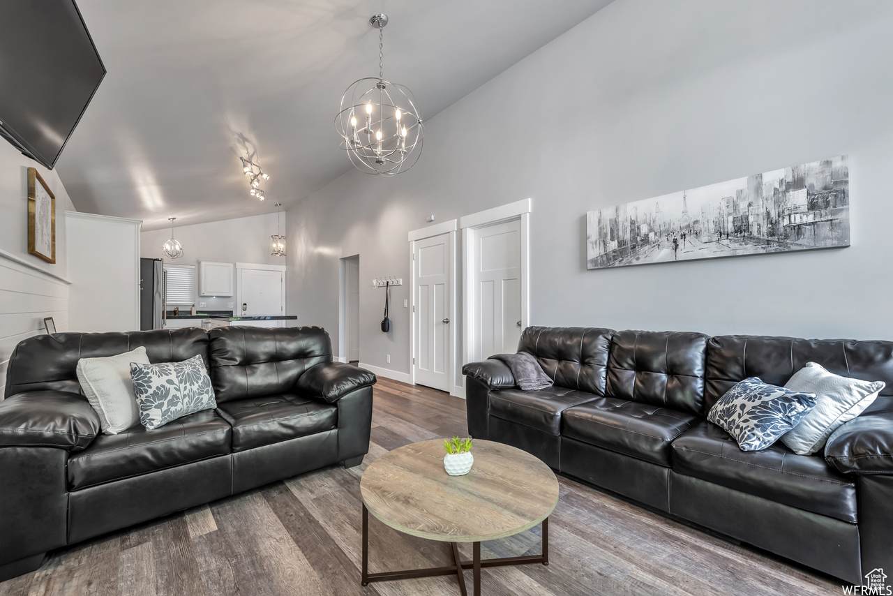 247 700 - Photo 1