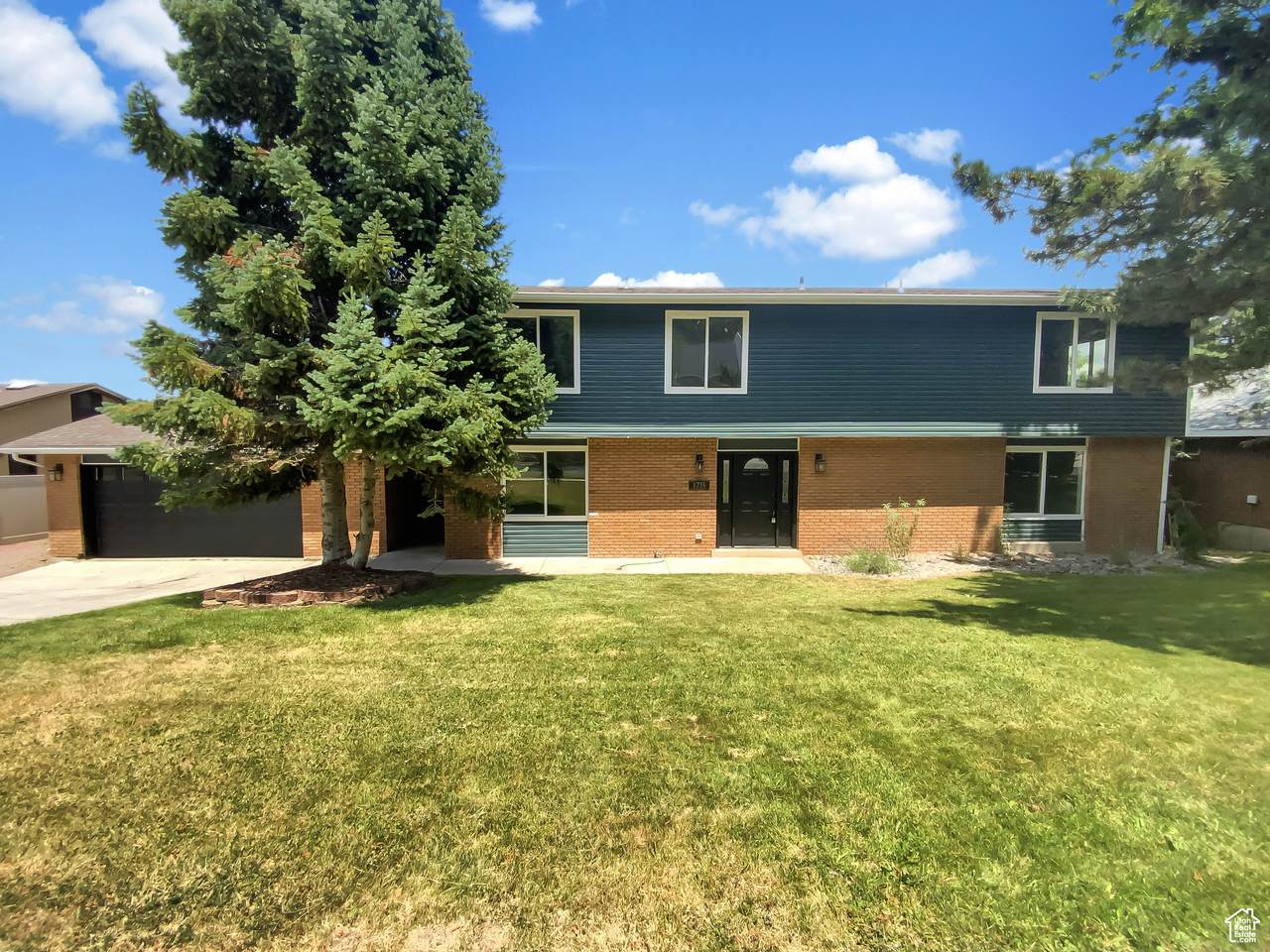 1735 Julho St - Photo 1