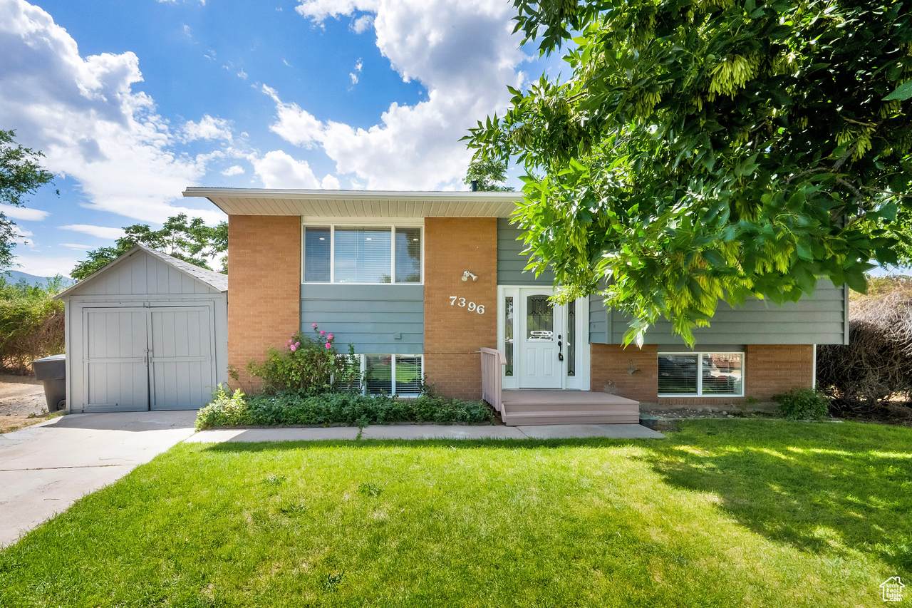 7396 Candis Cir - Photo 1