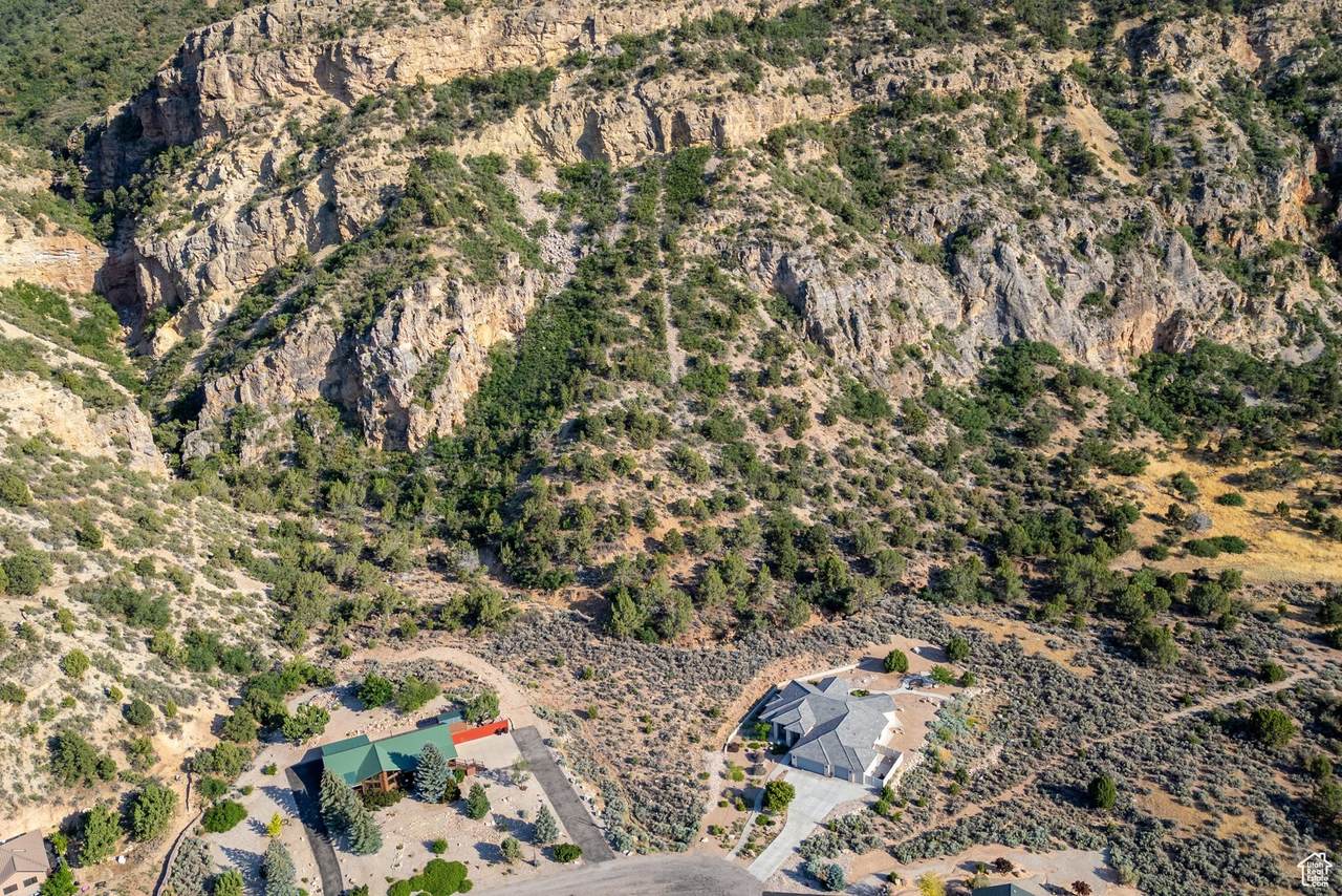 2235 Chekshani Cliffs - Photo 1