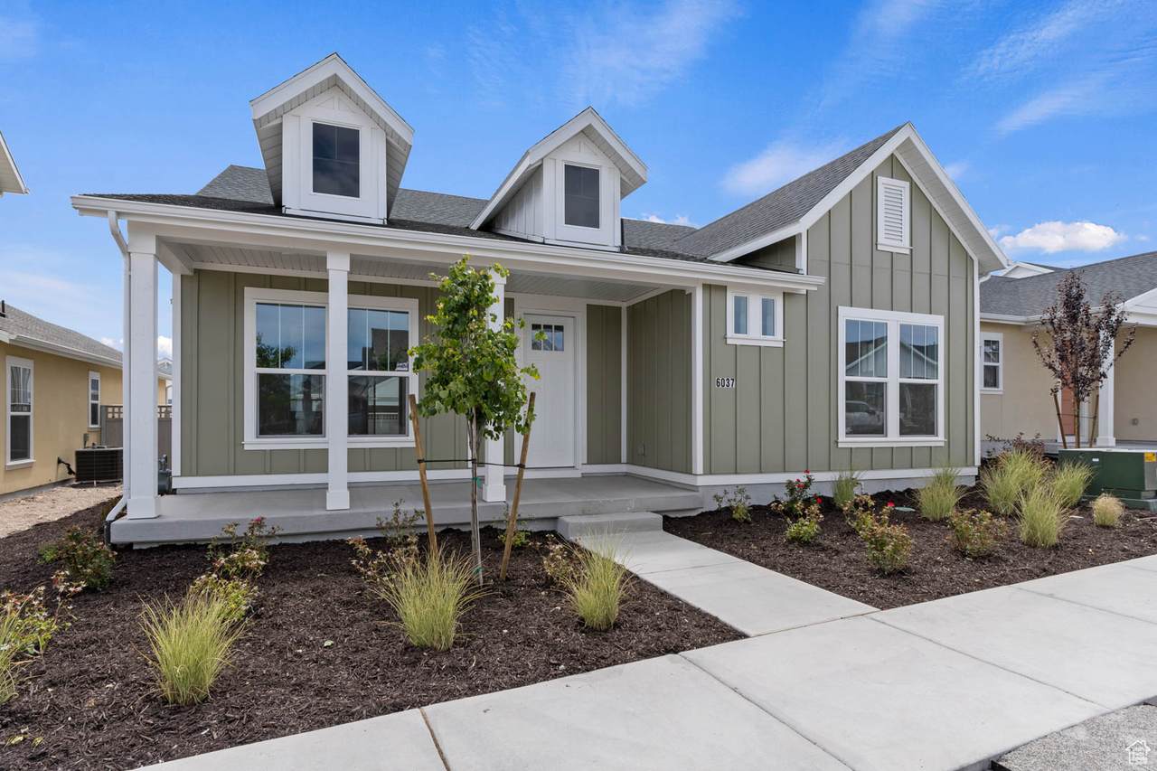 6143 Stone Mountain Way - Photo 1