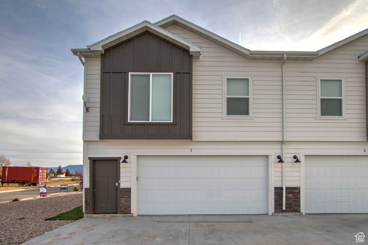 130 Seasons Loop - Photo 1