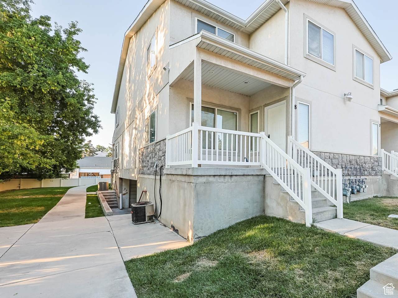 4072 300 - Photo 1
