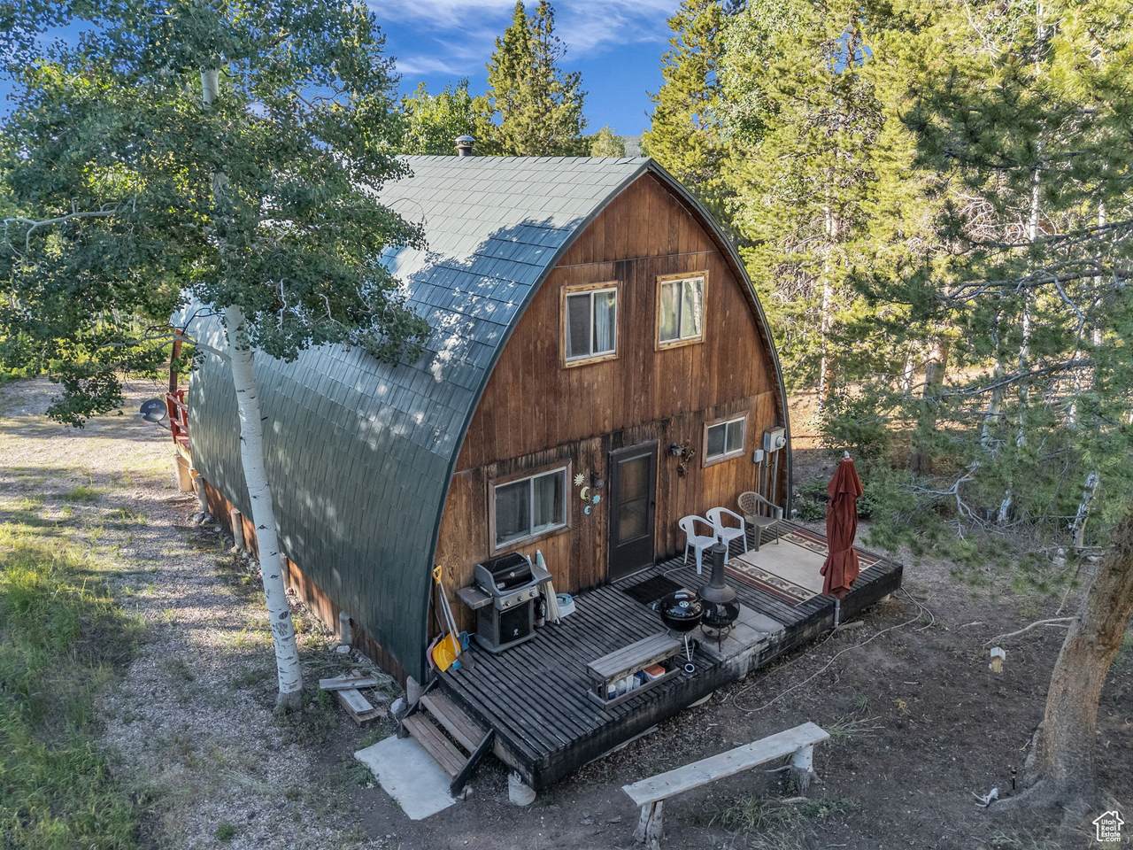 1303 Deer Ln - Photo 1