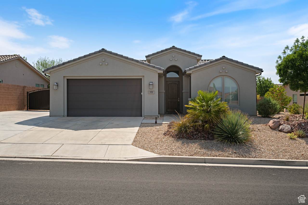 930 Via Del Sol - Photo 1