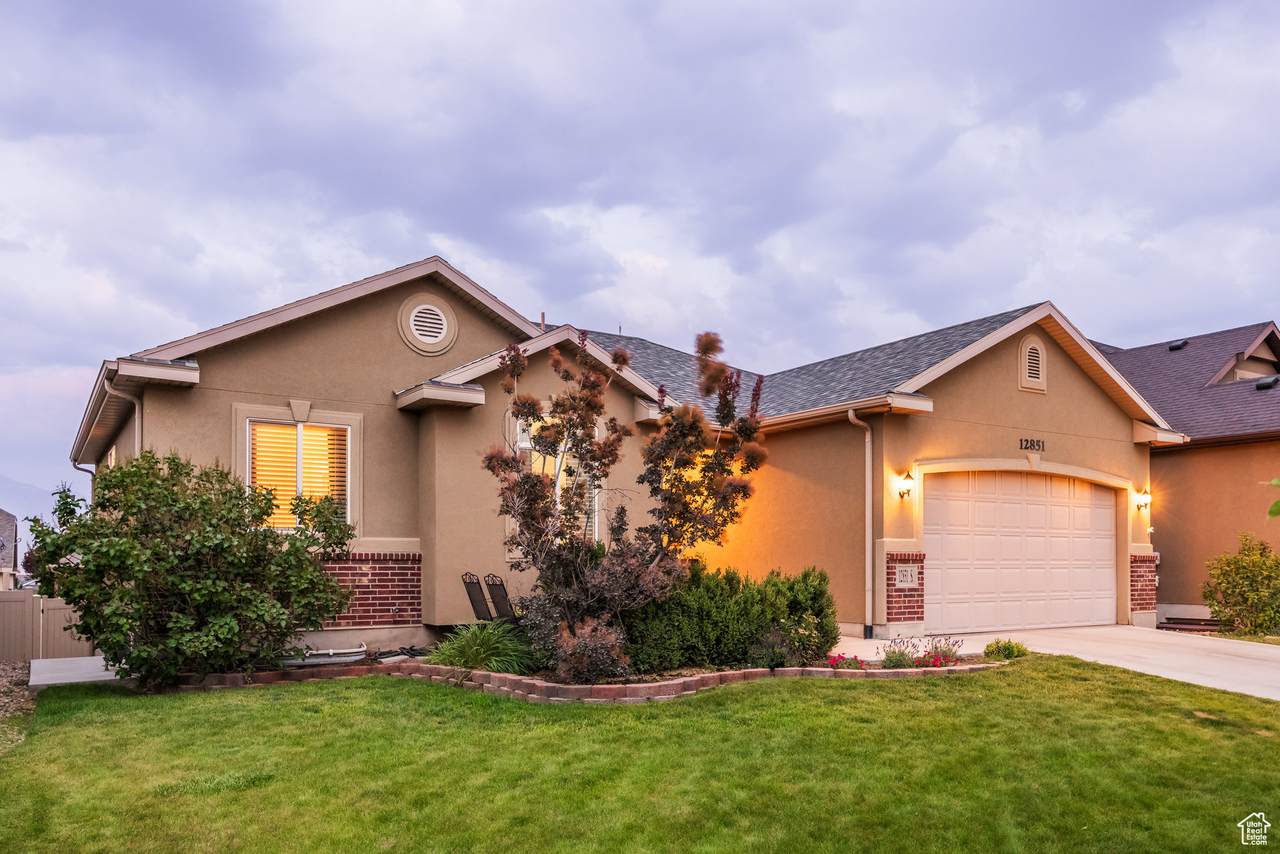 12851 Wild Mare Way - Photo 1