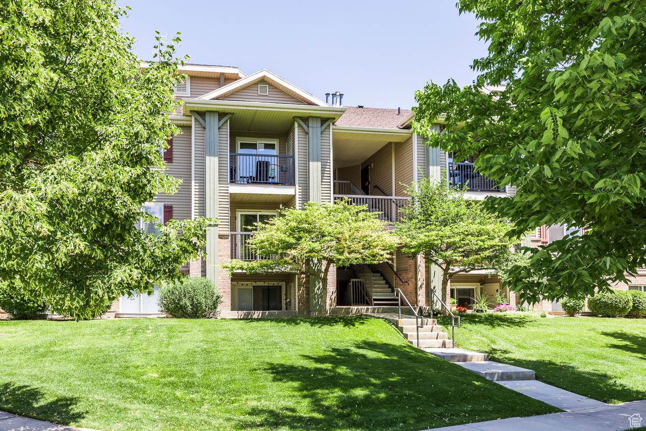 3371 Ridge Rd - Photo 1