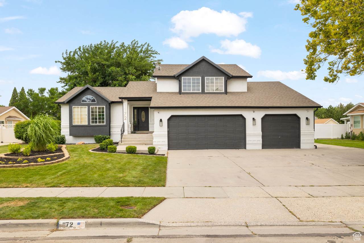 1172 Country Ridge Dr - Photo 1