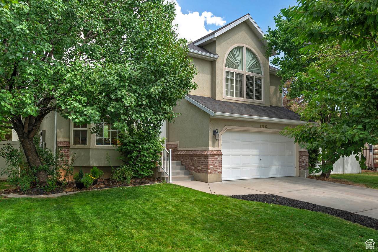12103 Heron Ridge Cir - Photo 1