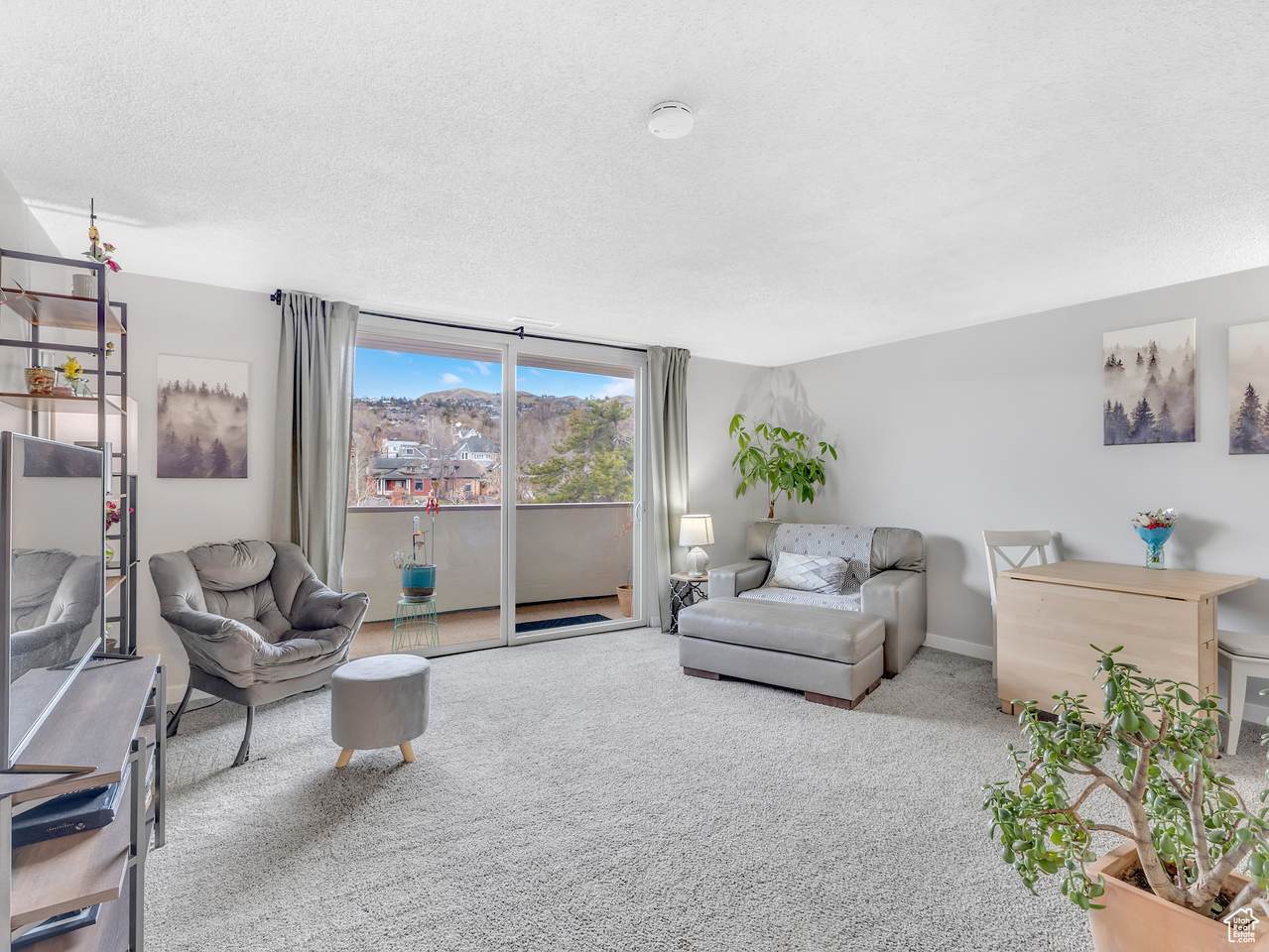 521 5TH Ave - Photo 1