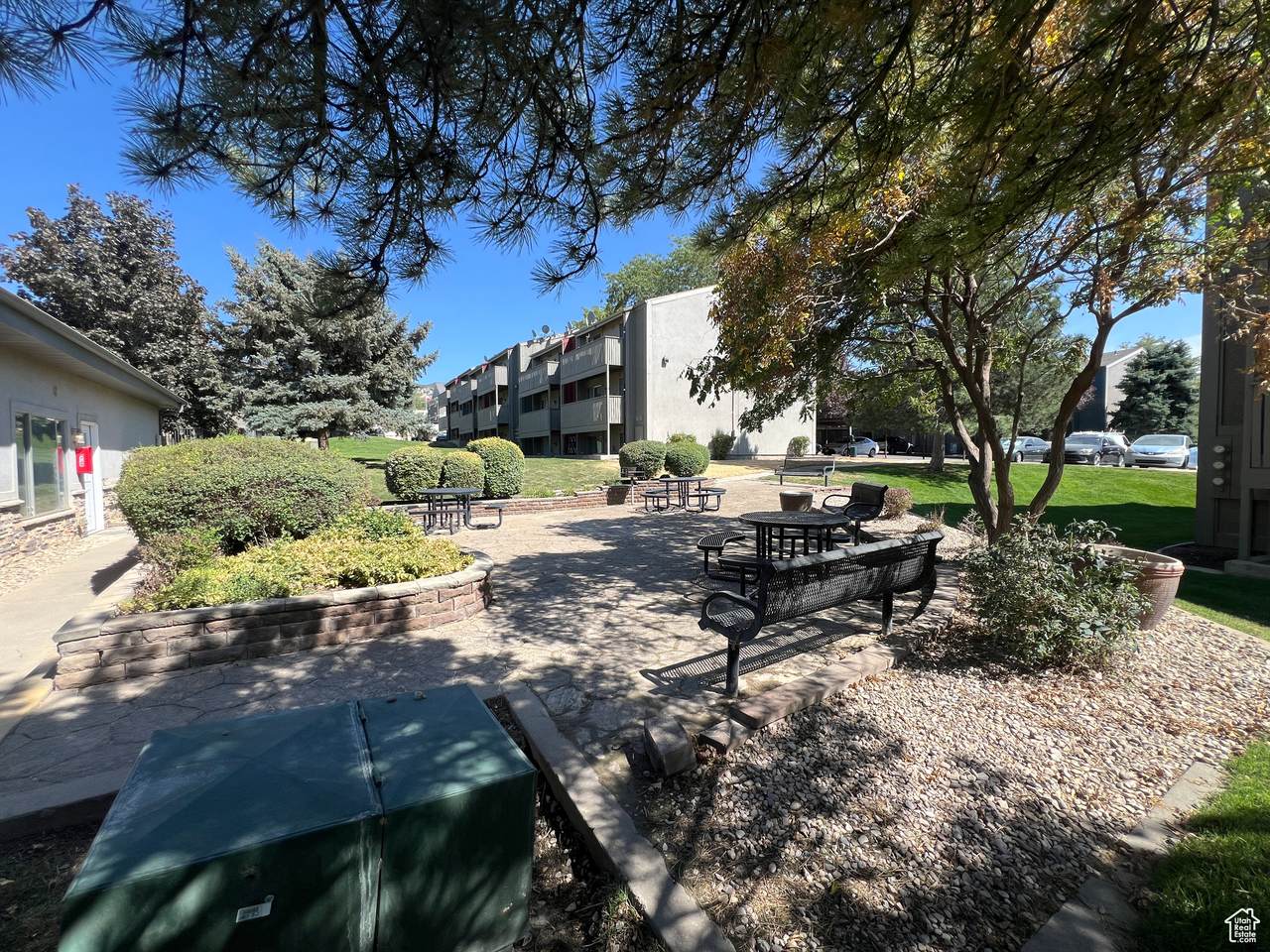 55 Center St - Photo 1