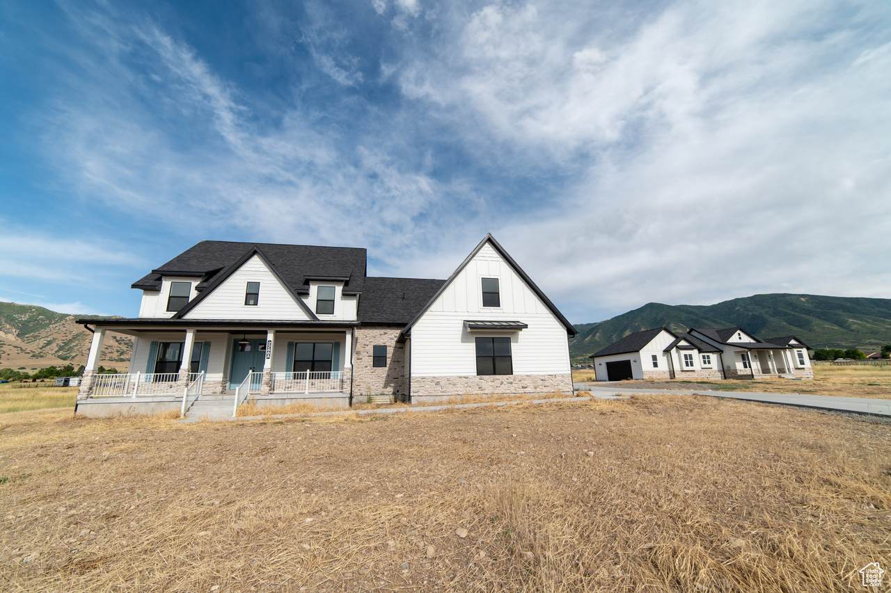 2288 Lincoln Ln - Photo 1