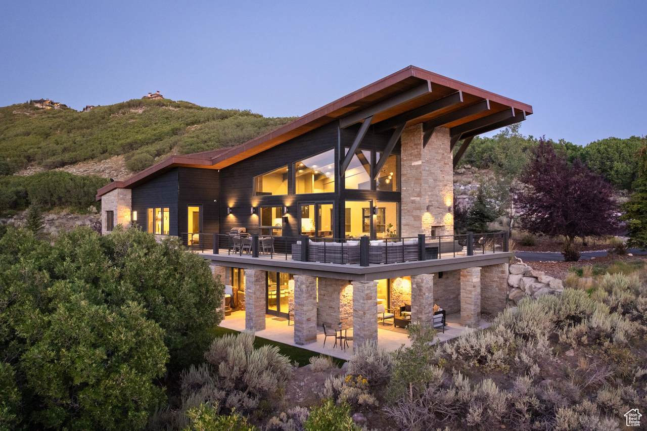 836 Canyon Gate Rd - Photo 1