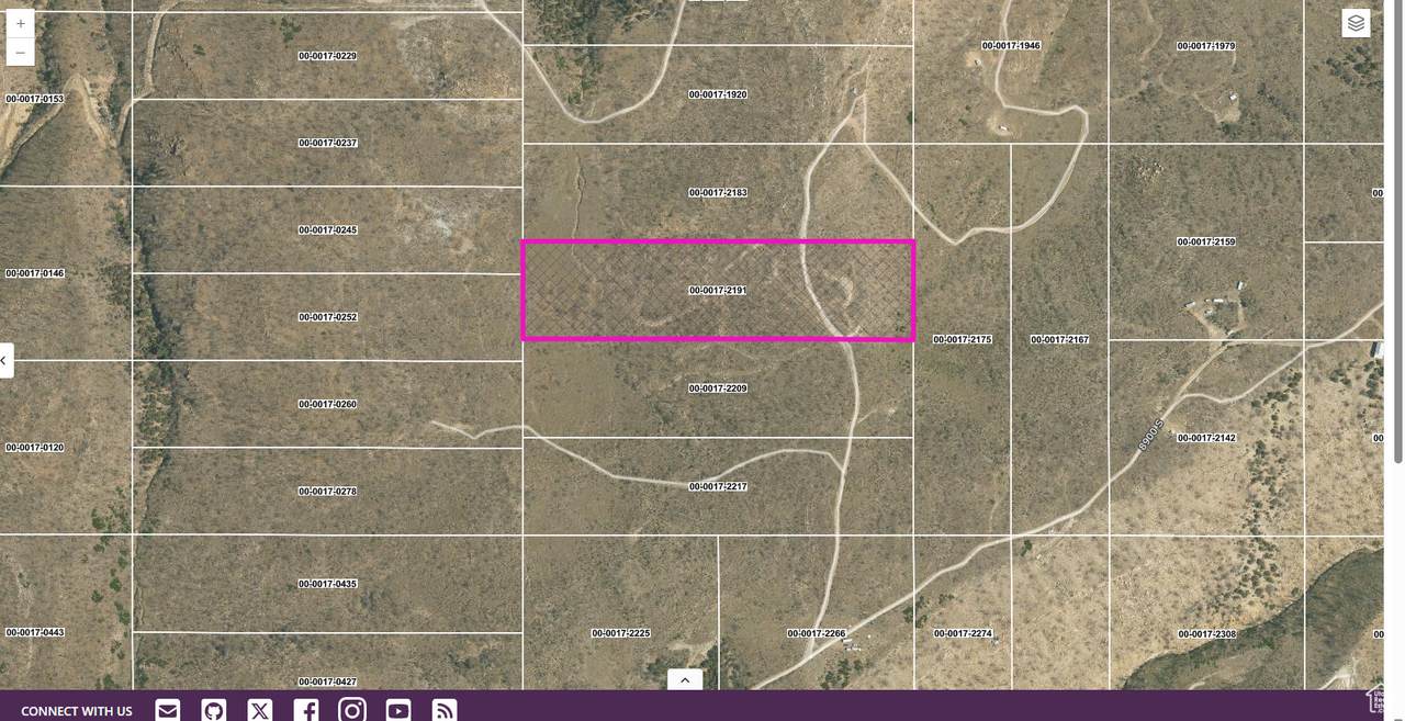  Address Not Published - Photo 1