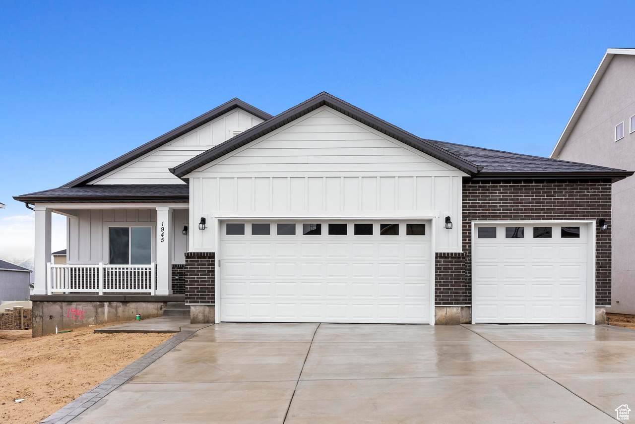 2824 Eagle Dr - Photo 1