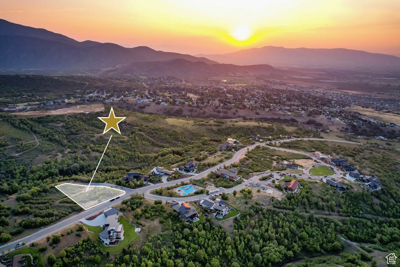 826 Summit Creek Dr - Photo 1