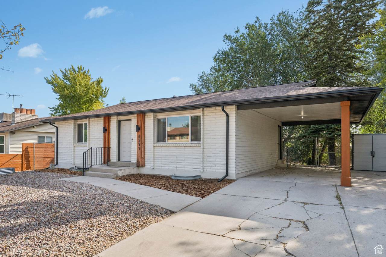 4597 Trojan Dr - Photo 1