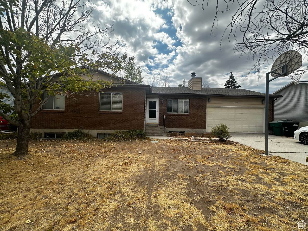 3977 Elwood Way - Photo 1