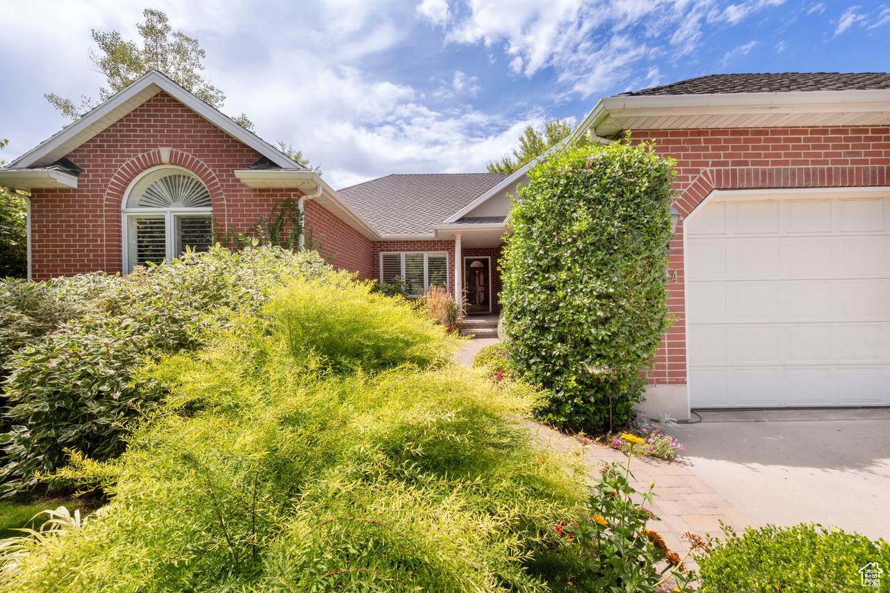 6294 Lombardy Dr - Photo 1