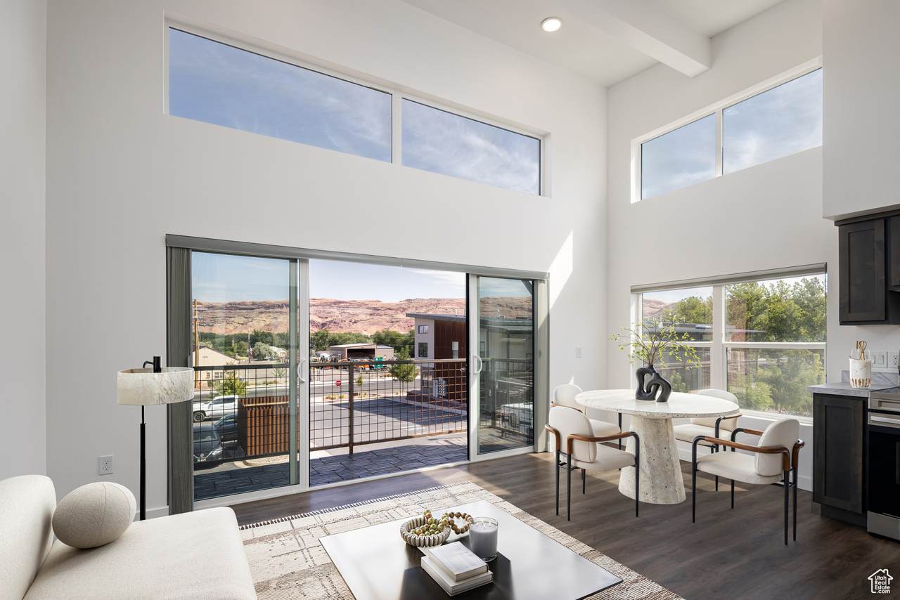 443 Kane Creek Blvd - Photo 1