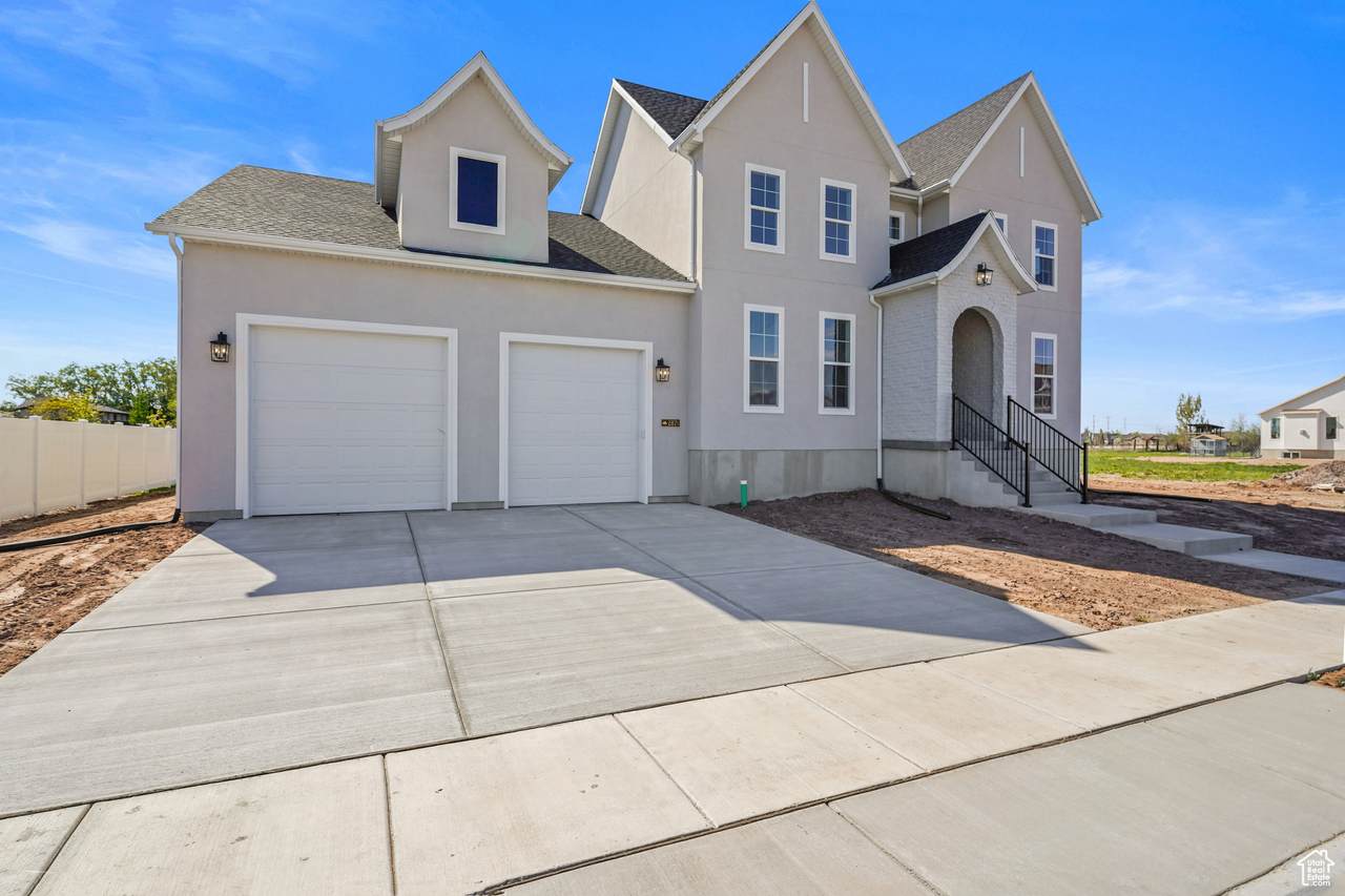 3704 2170 St - Photo 1