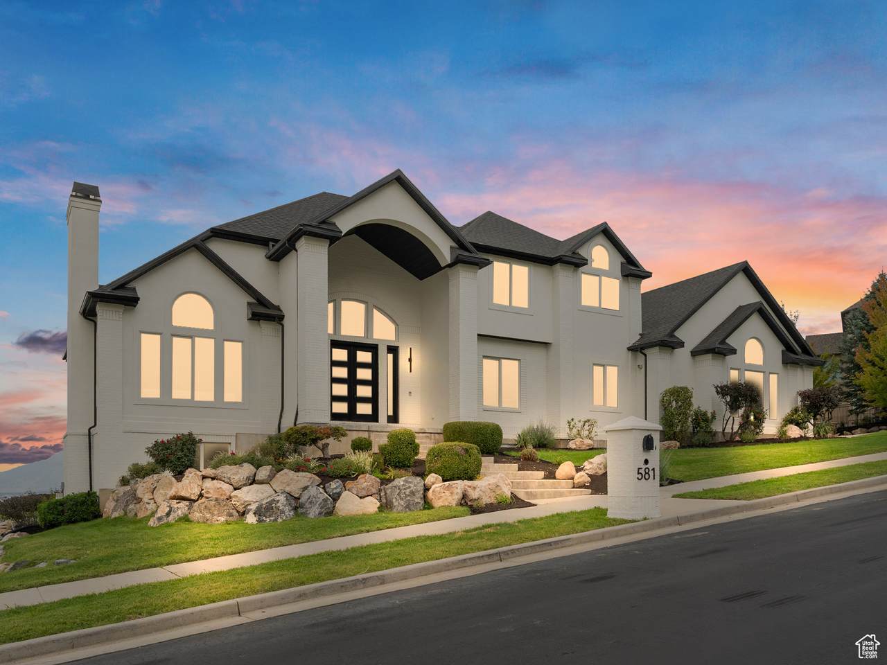 581 Draper Woods Way - Photo 1