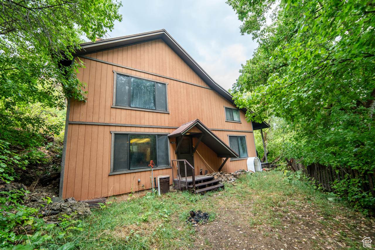 1420 Basel Dr - Photo 1