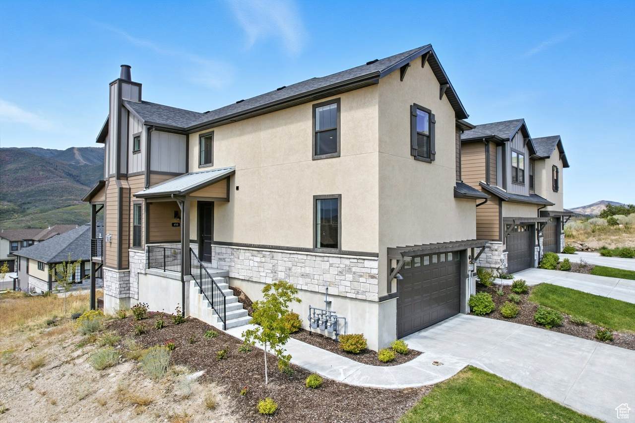 498 Glenview Loop - Photo 1