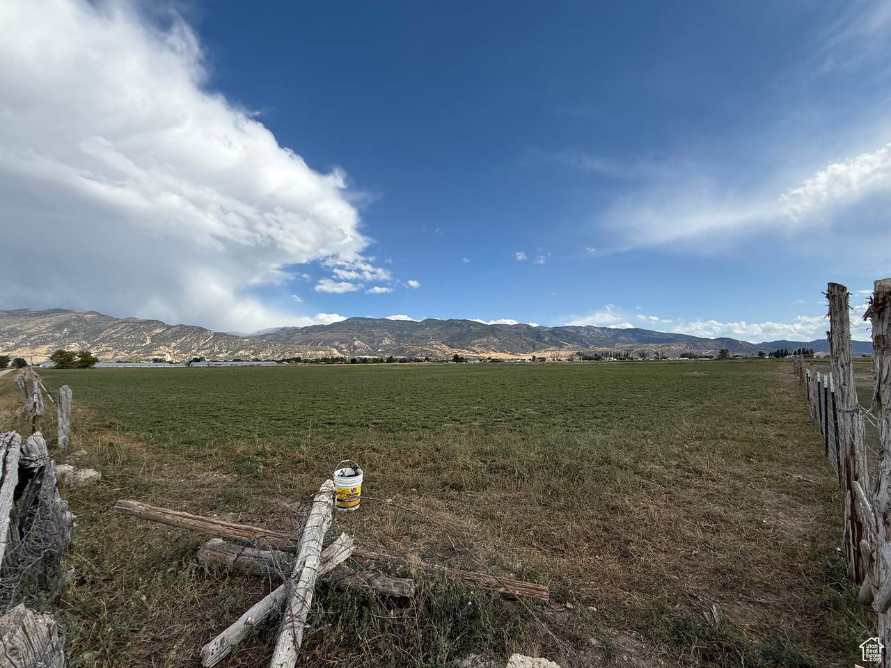  Address Not Published - Photo 1