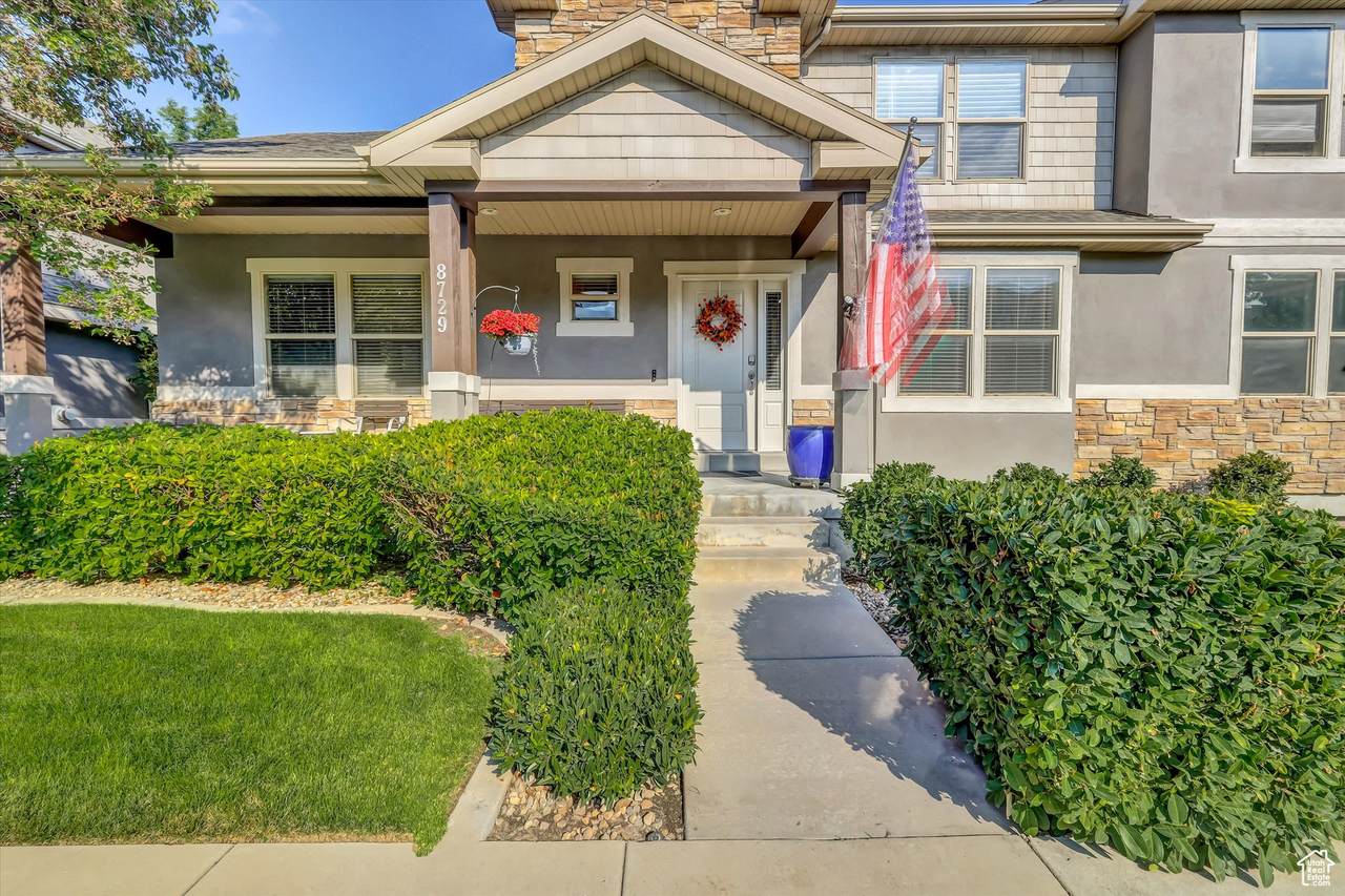 8729 Leafwood Ln - Photo 1