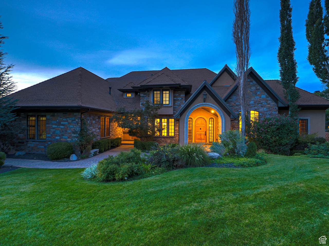 89 Lone Hollow Dr - Photo 1