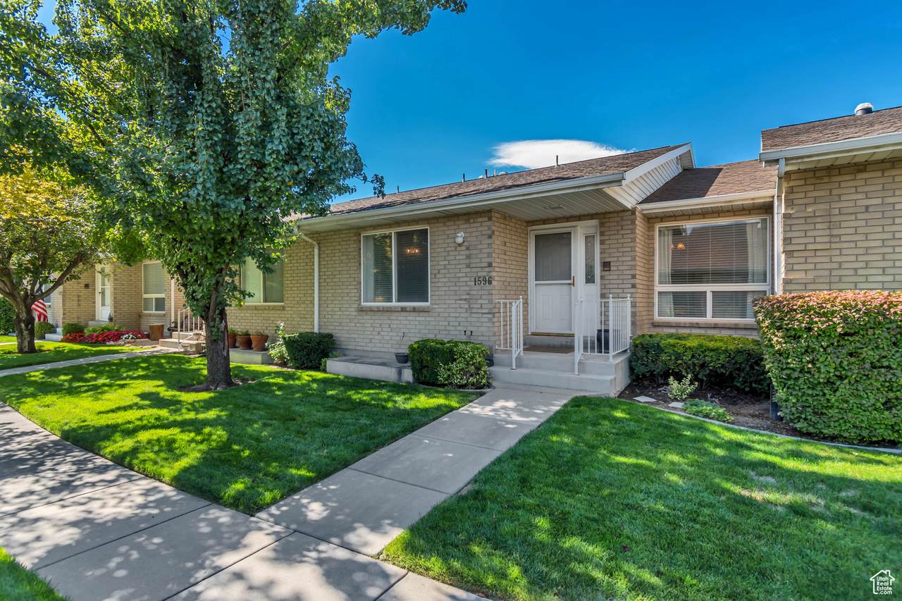 1596 Cornerstone Way - Photo 1