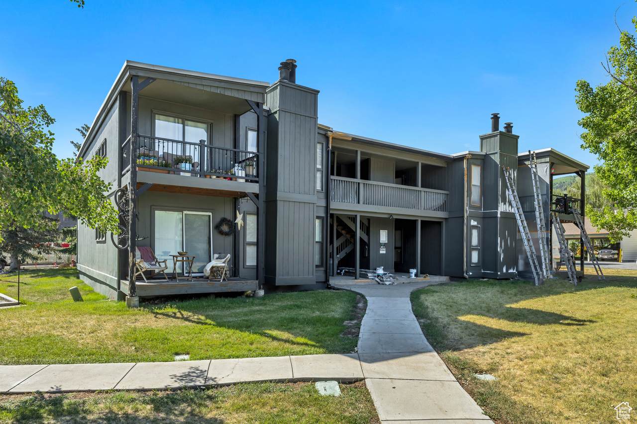 1900 Homestake Rd - Photo 1