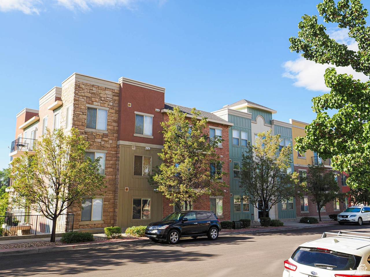 180 Albion Village Way - Photo 1