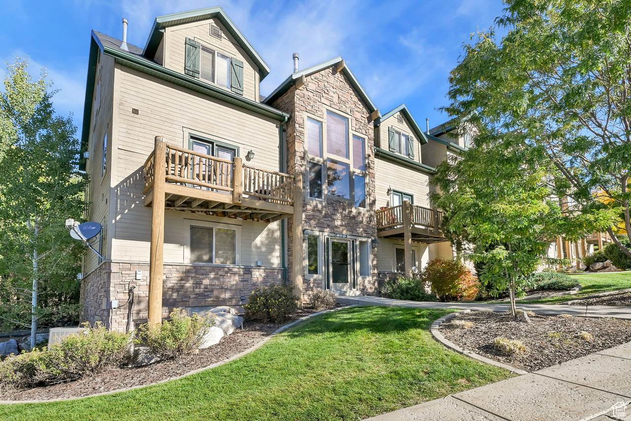 3521 Fox Run Dr - Photo 1