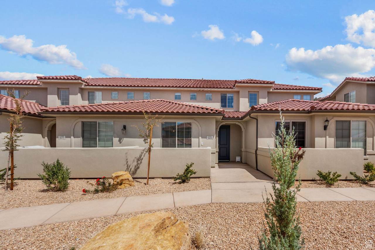 1231 Mistico Aly - Photo 1