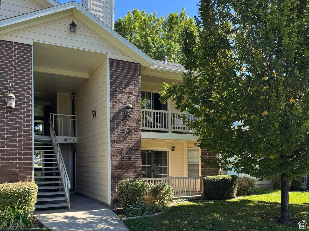 2095 Main St - Photo 1