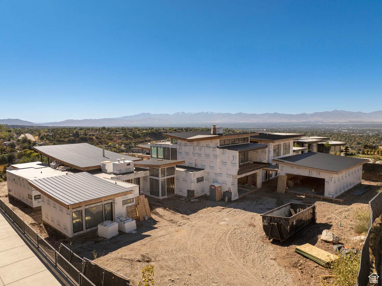 4006 Canyon Estate Dr - Photo 1