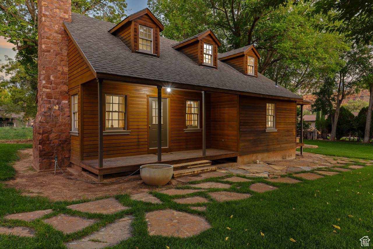 127 Main St - Photo 1