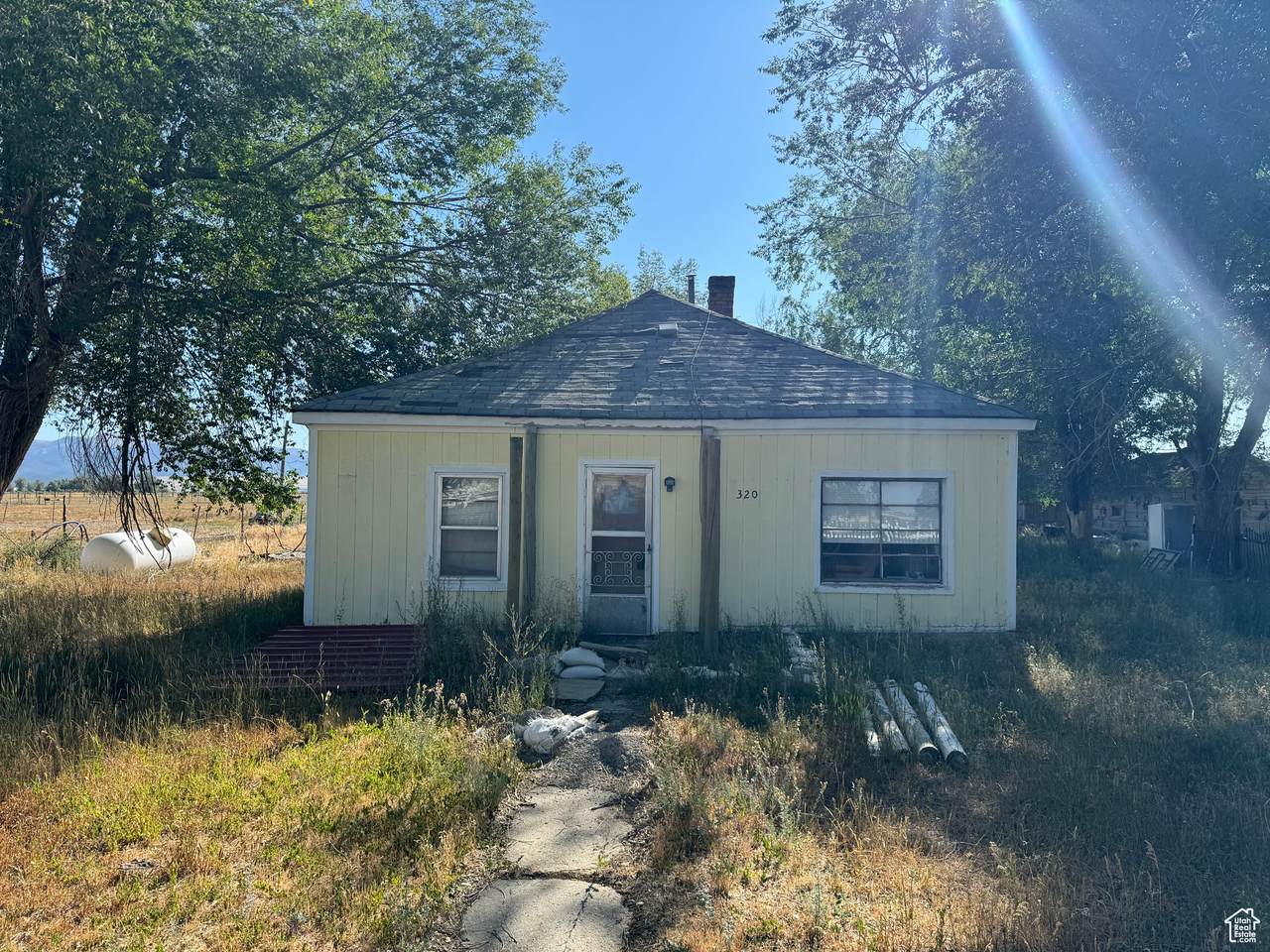 320 Stone Rd - Photo 1