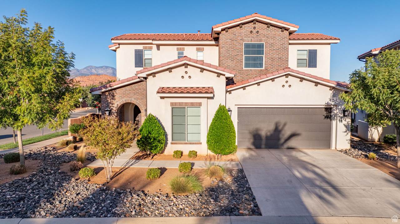 3780 Arcadia Dr - Photo 1