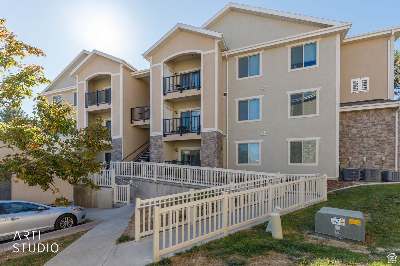 182 Springview Dr - Photo 1