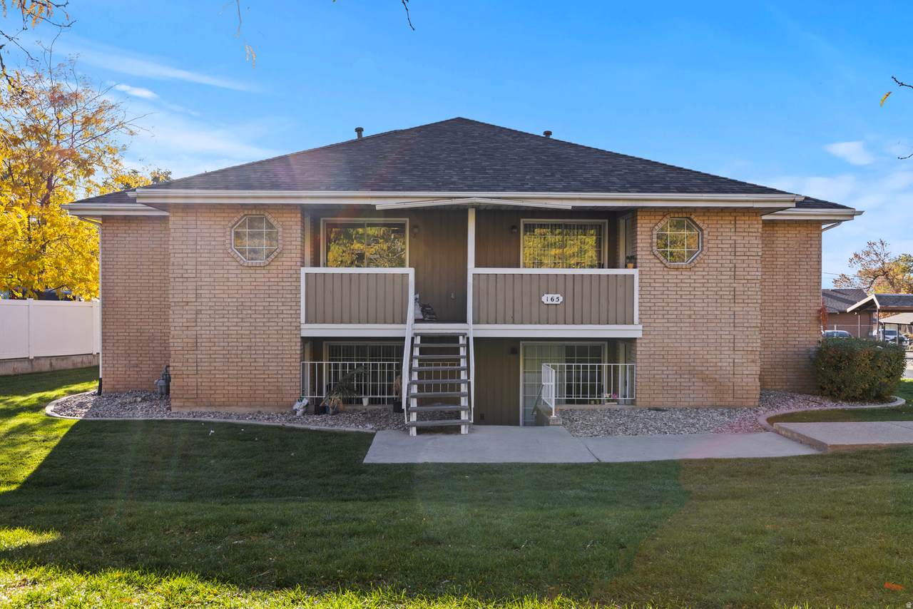 165 Monroe Blvd - Photo 1