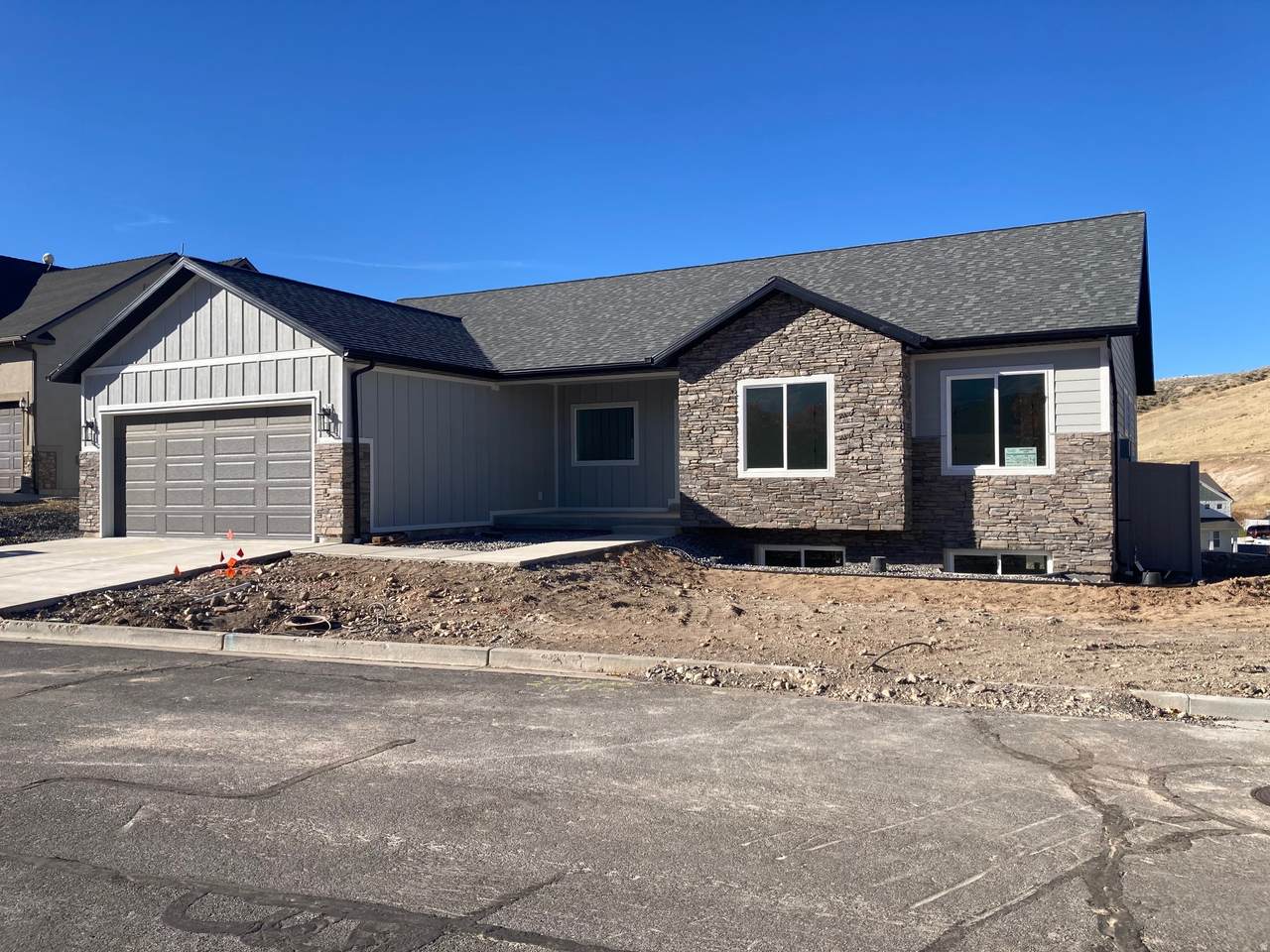 1186 Vista Ridge Dr - Photo 1