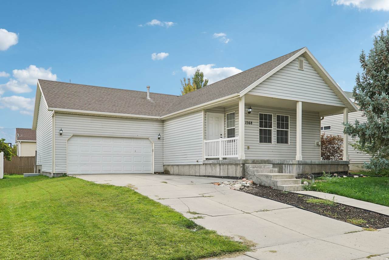 1568 Dawson Ln - Photo 1