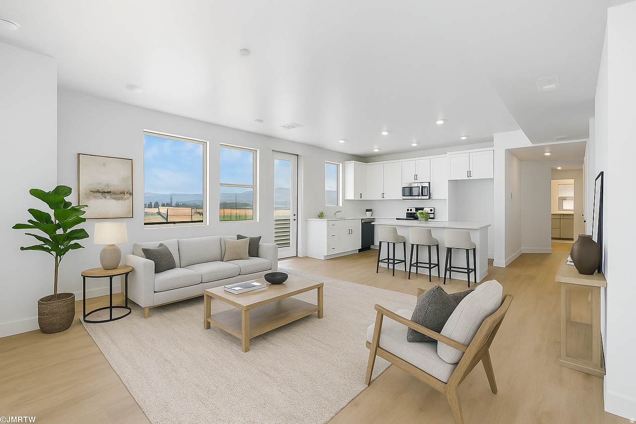 5263 Reventon Rd - Photo 1