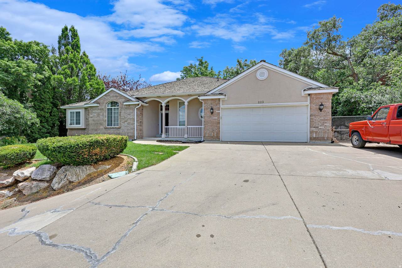 889 Ben Lomond Ave - Photo 1