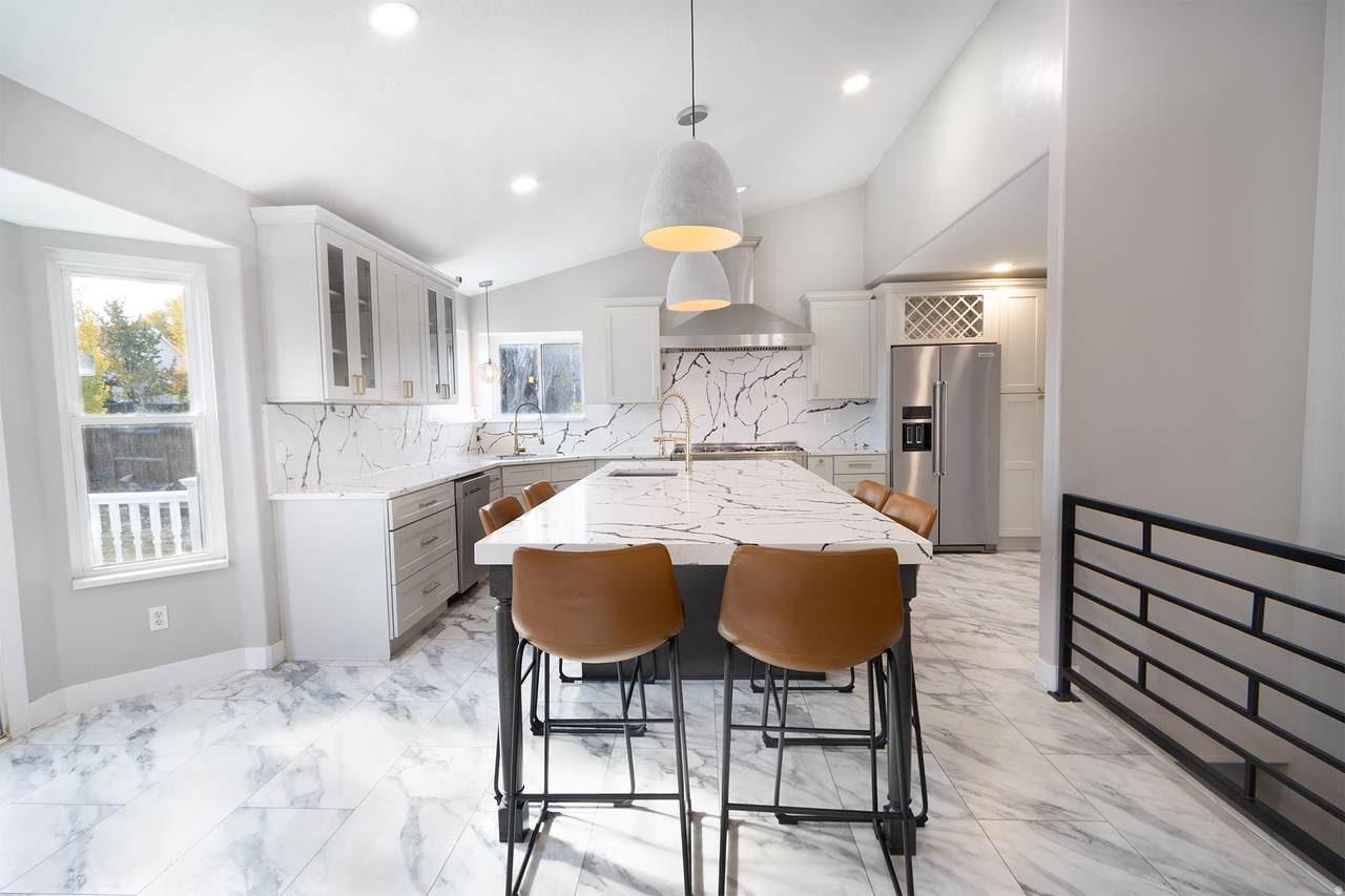 6389 Mill Valley Ct - Photo 1