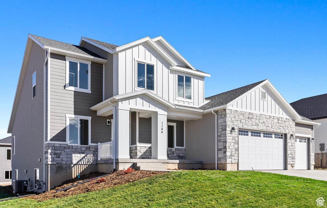 1611 Sageberry Dr - Photo 1